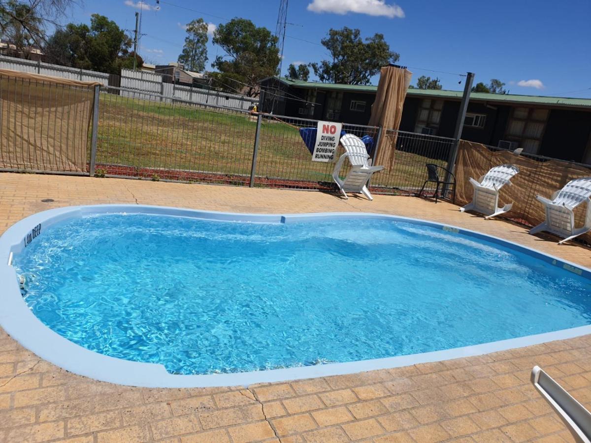 Coolabah Motel Walgett Εξωτερικό φωτογραφία