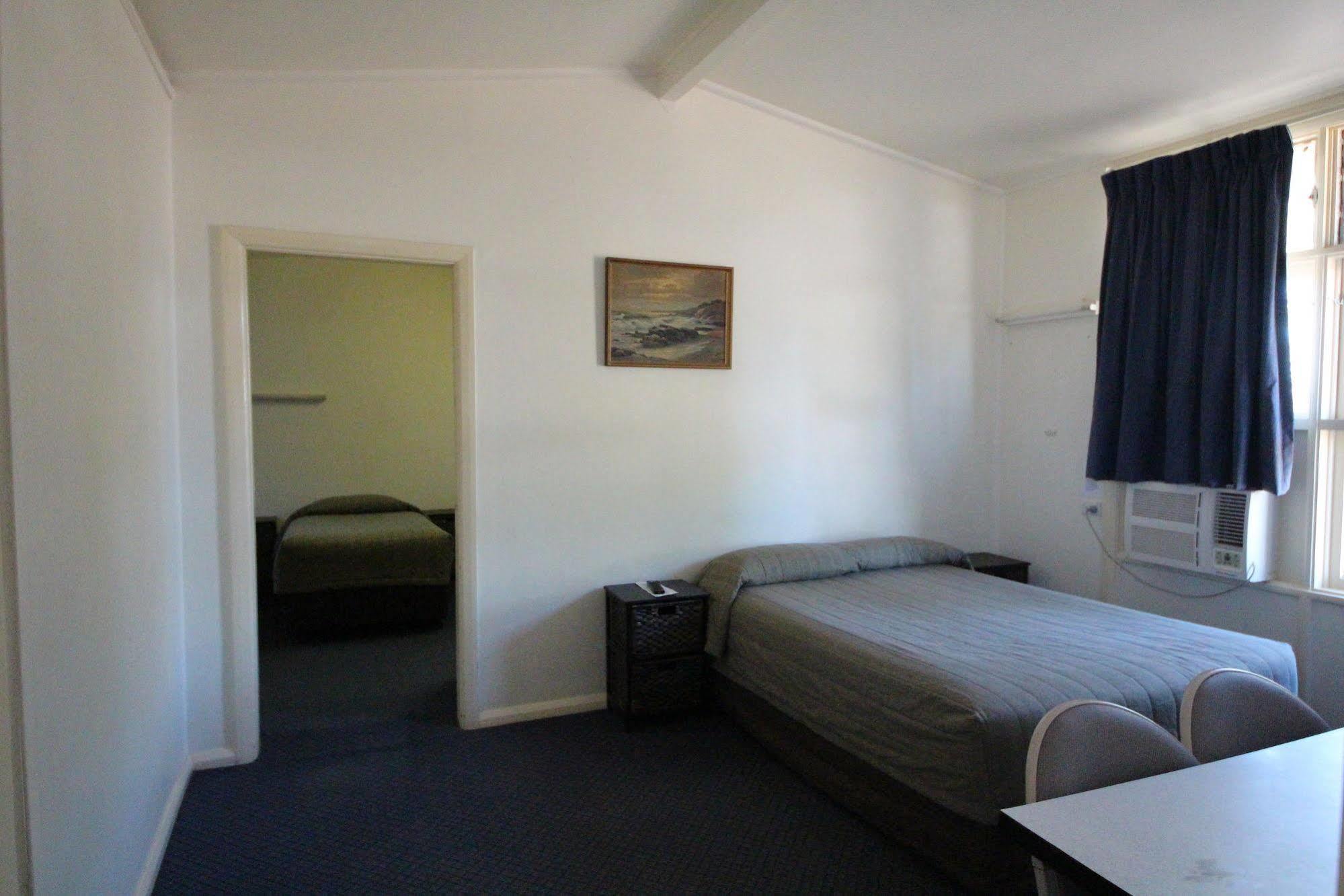 Coolabah Motel Walgett Εξωτερικό φωτογραφία